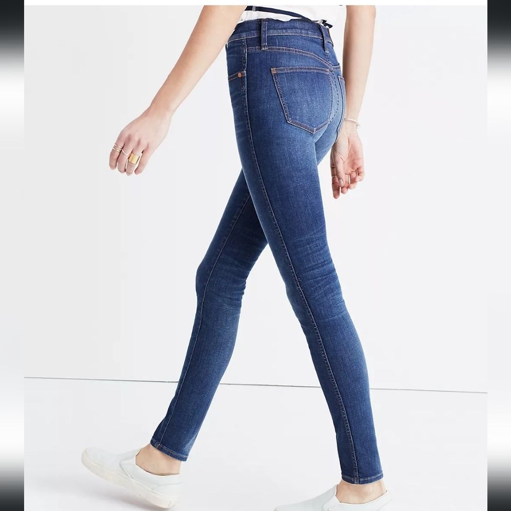 Madewell 9" High-Rise Skinny Jeans in Polly Wash size  27